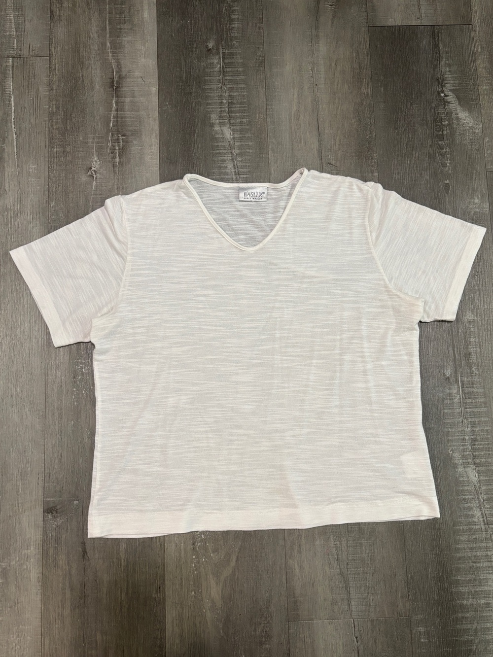 Basler Horst Basler Off White V-Neck Short Sleeve Tee